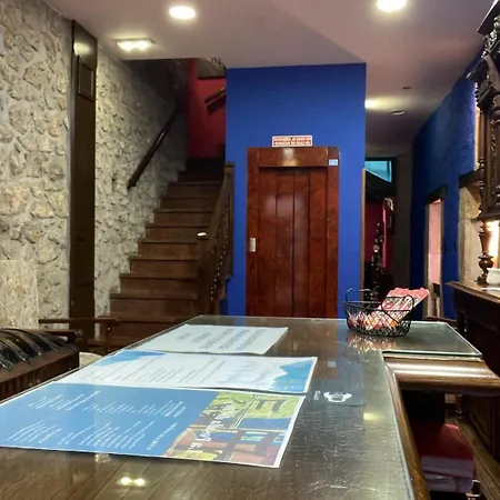 Hotel La Del Rey 3*