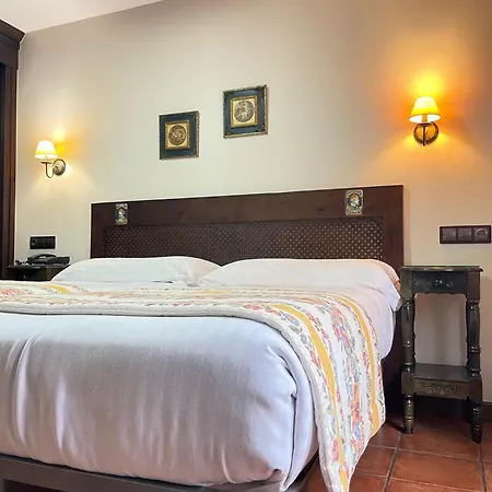 La Del Rey Hotel
