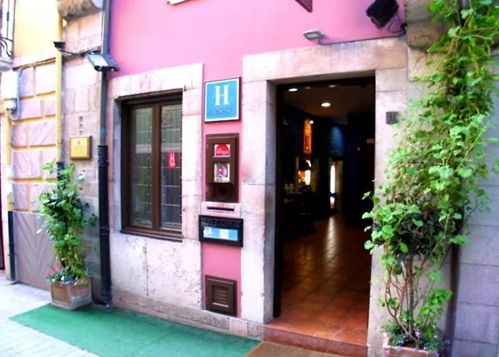 La Del Rey 2* Llanes