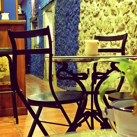 拉波萨达德尔瑞酒店 2*