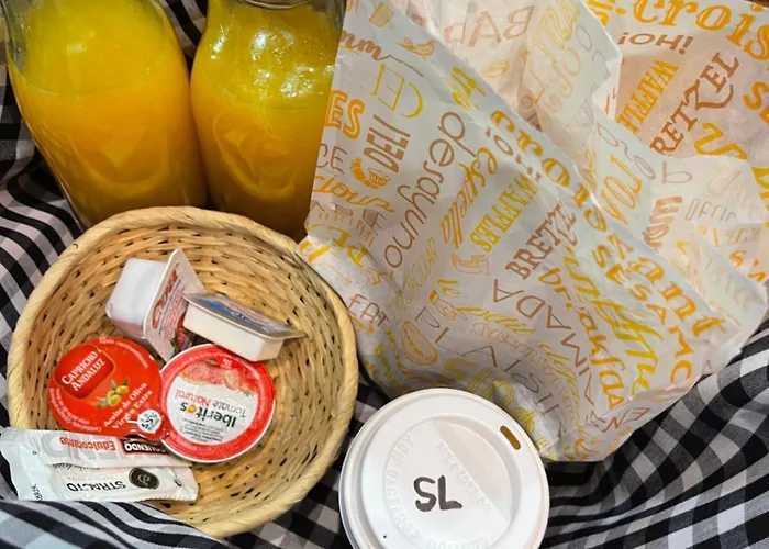 ホテル La Del Rey 2*